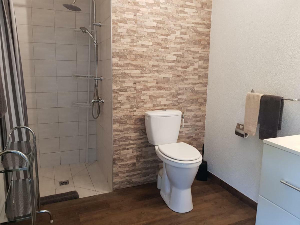 Le Venay Bed & Breakfast Frontenaud Eksteriør bilde