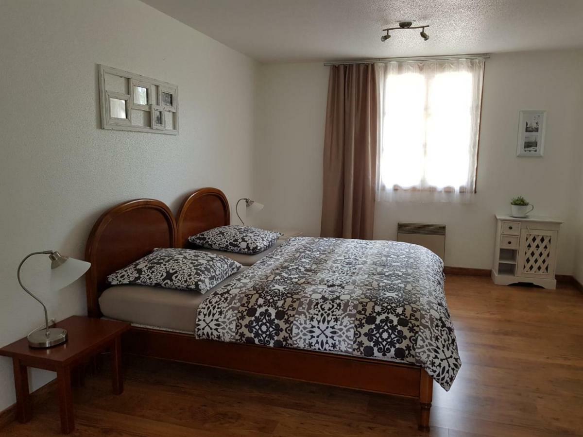 Le Venay Bed & Breakfast Frontenaud Eksteriør bilde